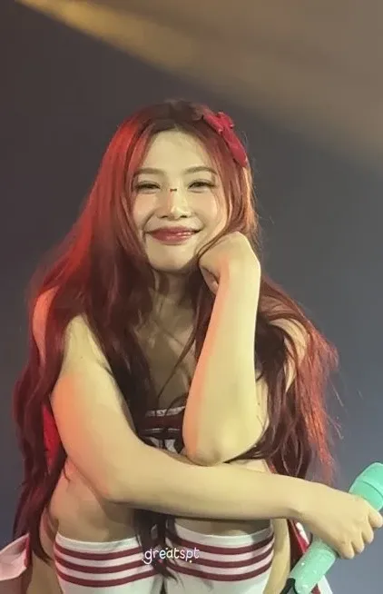 Latest photo of Joy (Red Velvet)