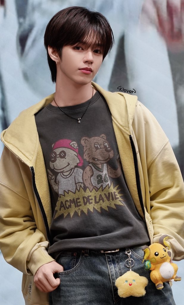 Fan-made special wallpaper for JL (AHOF)