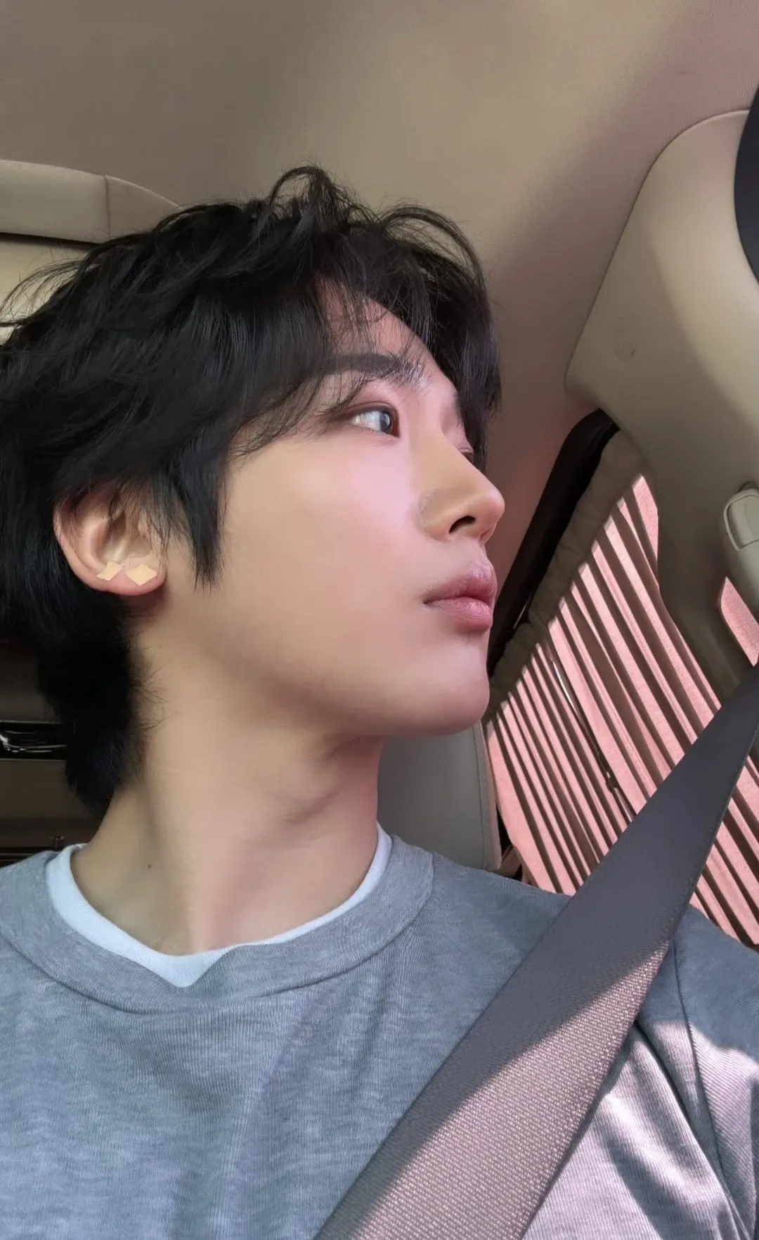 Recent activity shot of Kim Yohan (WEi)