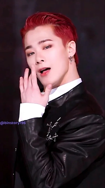 A moment captured by Moonbin (ASTRO)'s fan