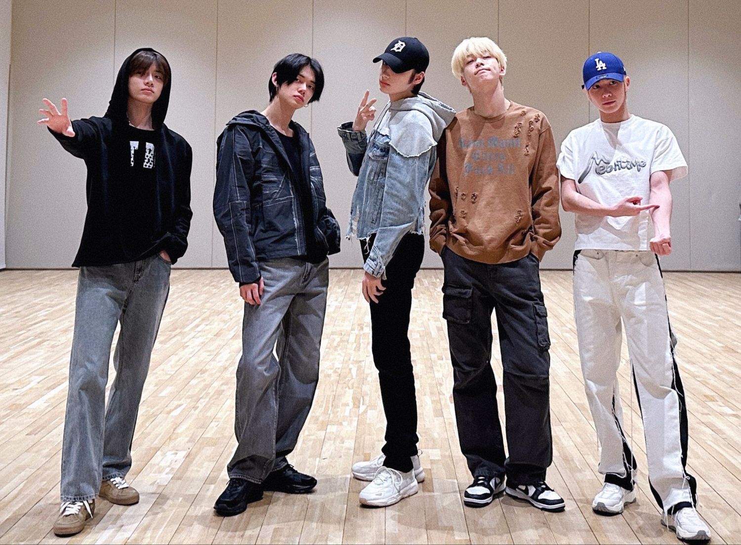 Behind-the-scenes cut of TOMORROW X TOGETHER