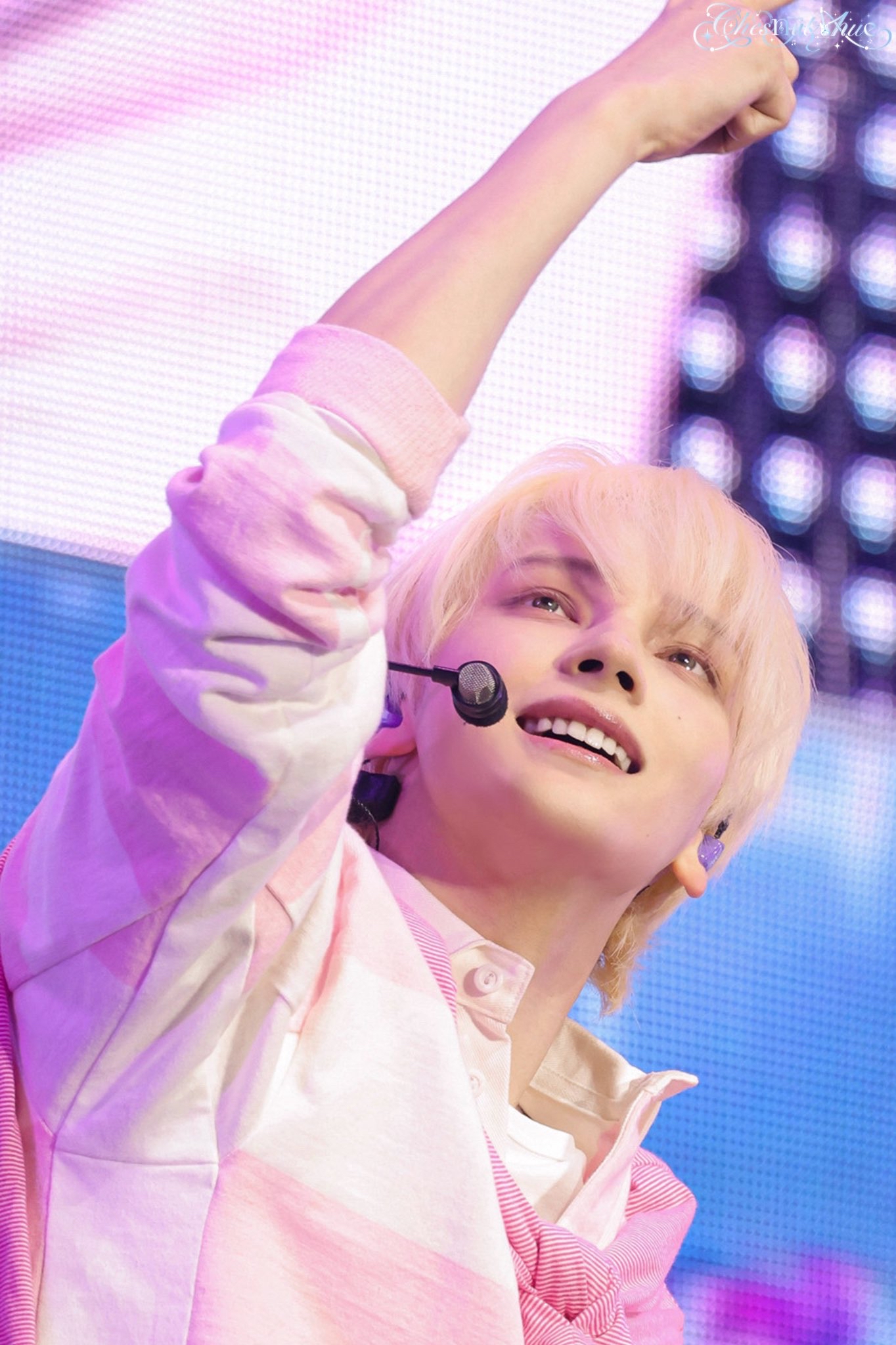 A moment captured by HueningKai (TOMORROW X TOGETHER)'s fan