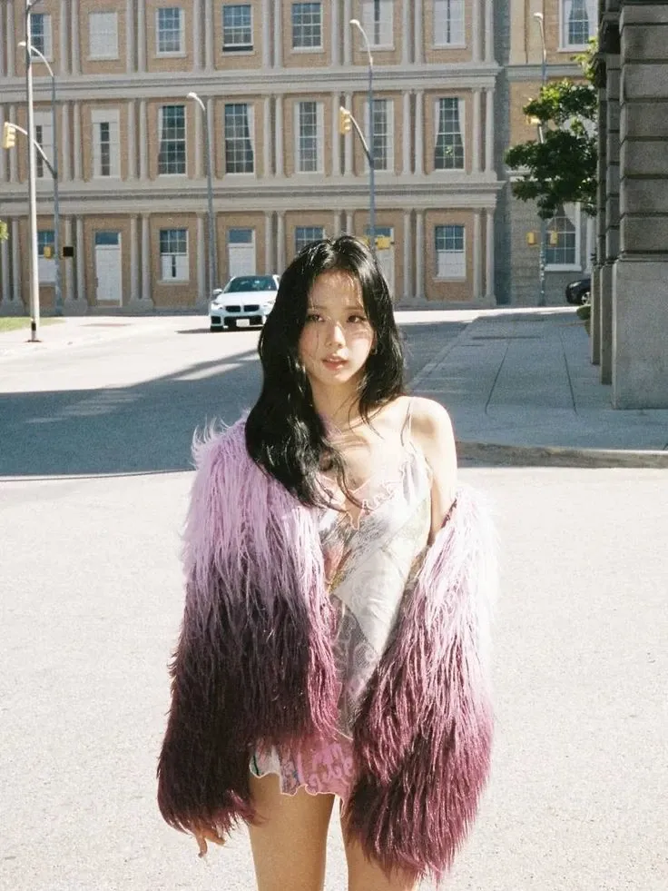 Latest photo of Jisoo (BLACKPINK)