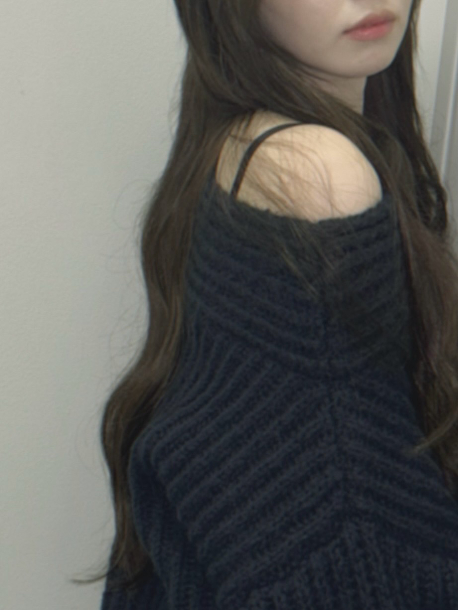 Recent activity shot of Ayaka (NiziU)