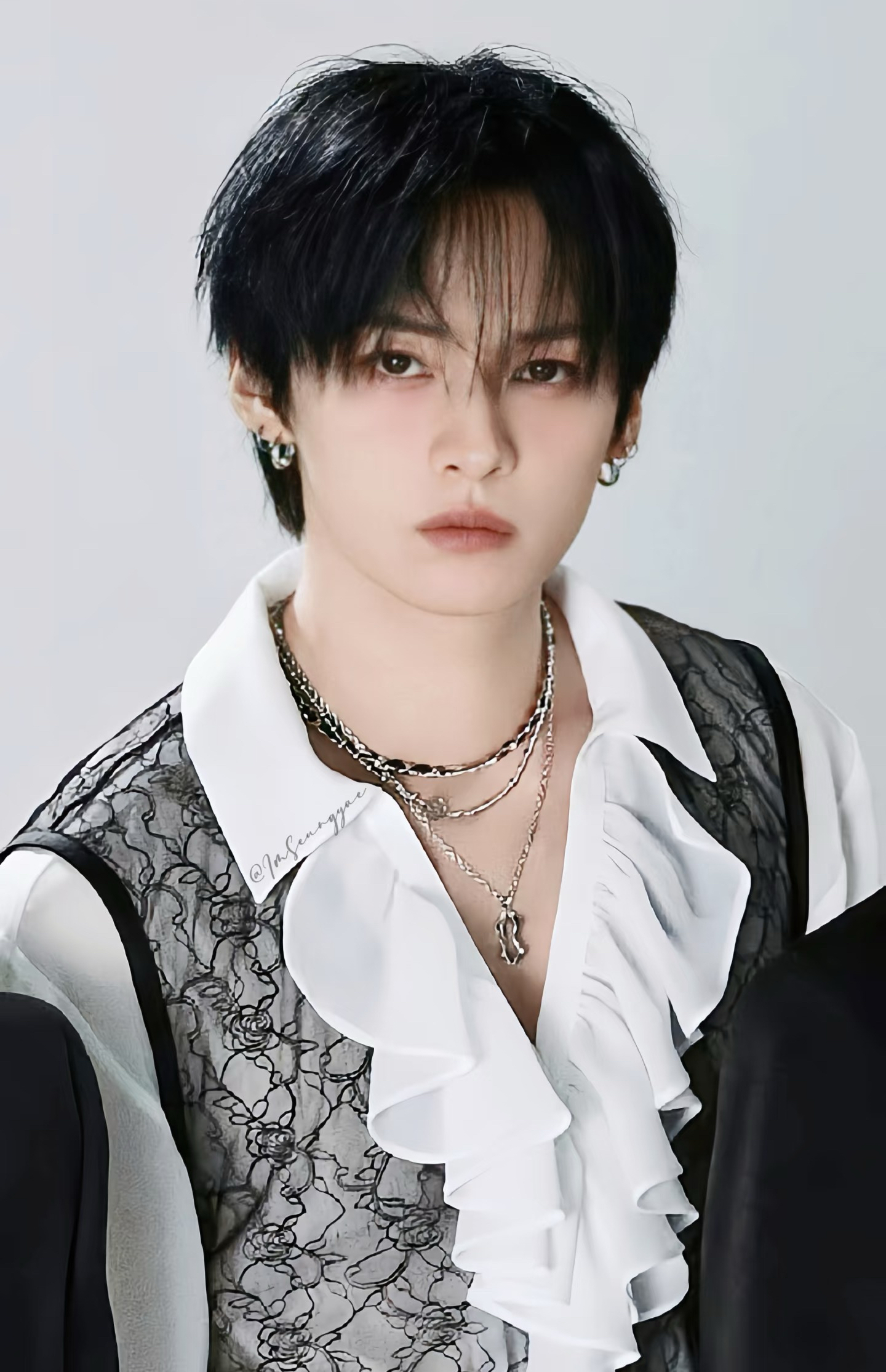 Latest photo of Lee Know (Stray Kids)