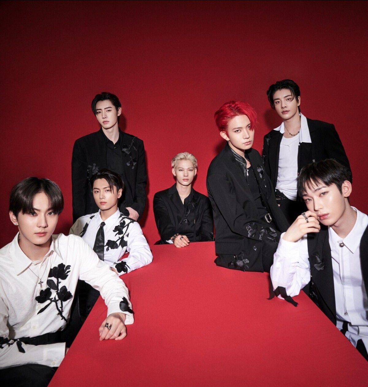 ENHYPEN의 최신 사진