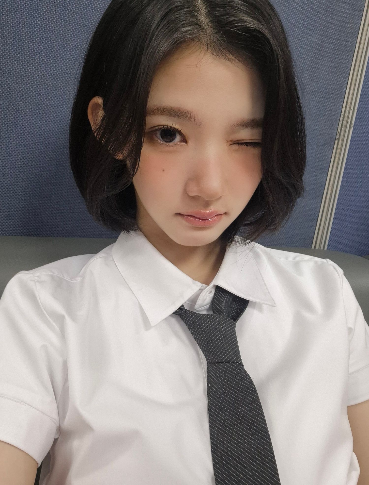 Recent activity shot of Jiwoo (Hearts2Hearts)