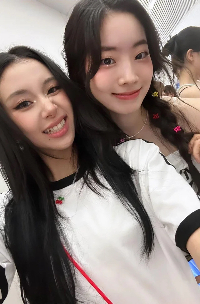 ダヒョン (TWICE)の舞台裏ショット