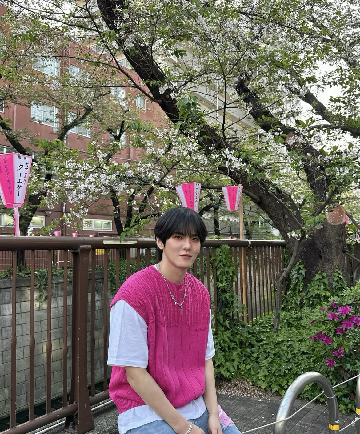 A moment captured by UP10TION's fan