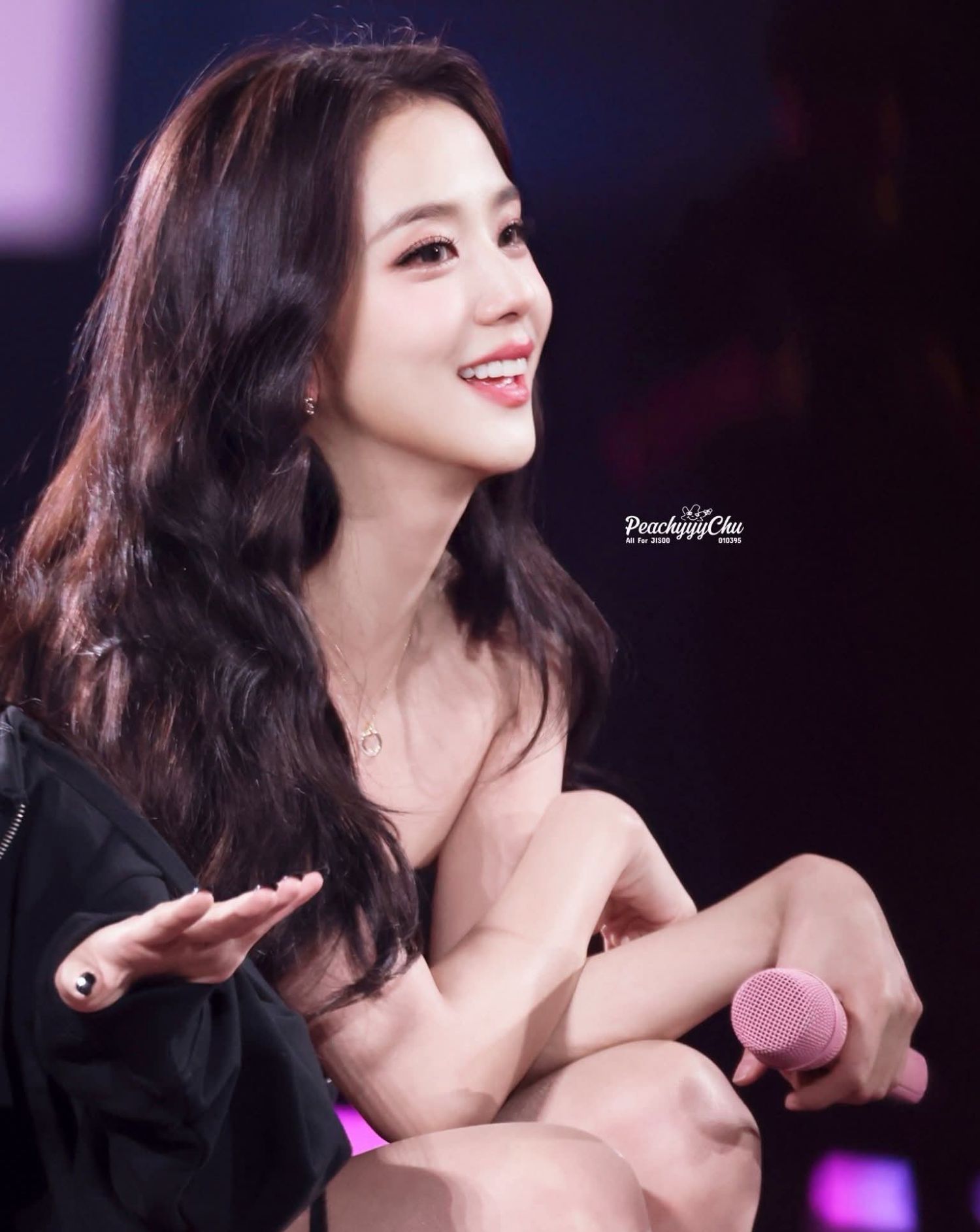 ジス (BLACKPINK)の最近の活動写真