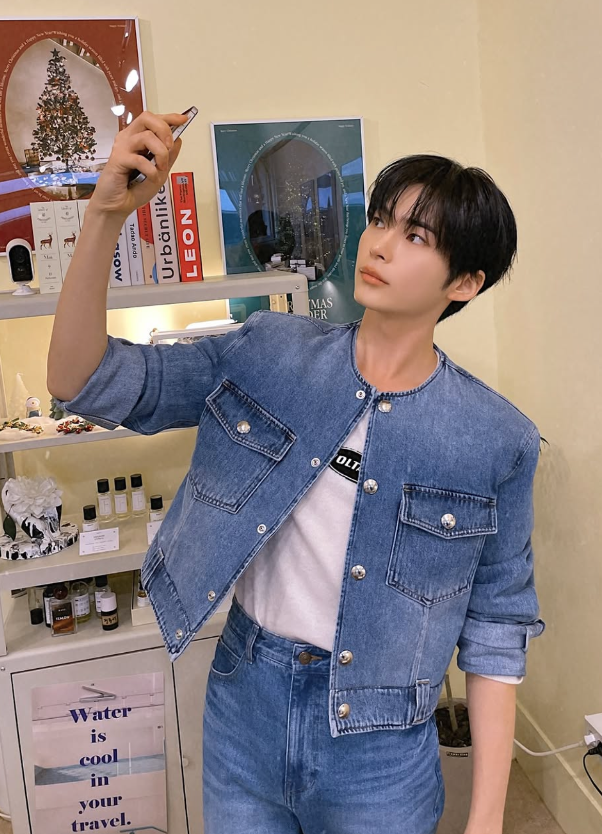 Latest photo of Sung Hanbin (ZEROBASEONE)