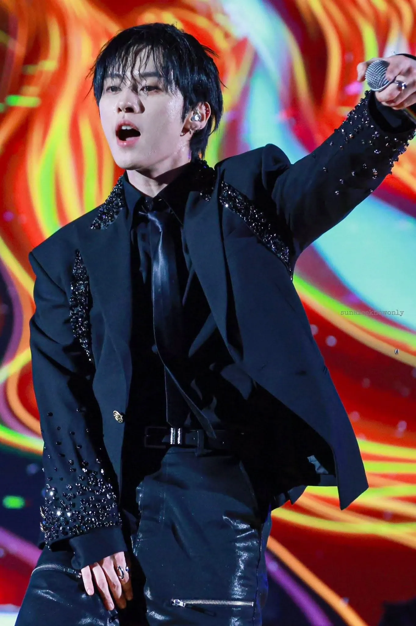 A moment captured by Stray Kids's fan