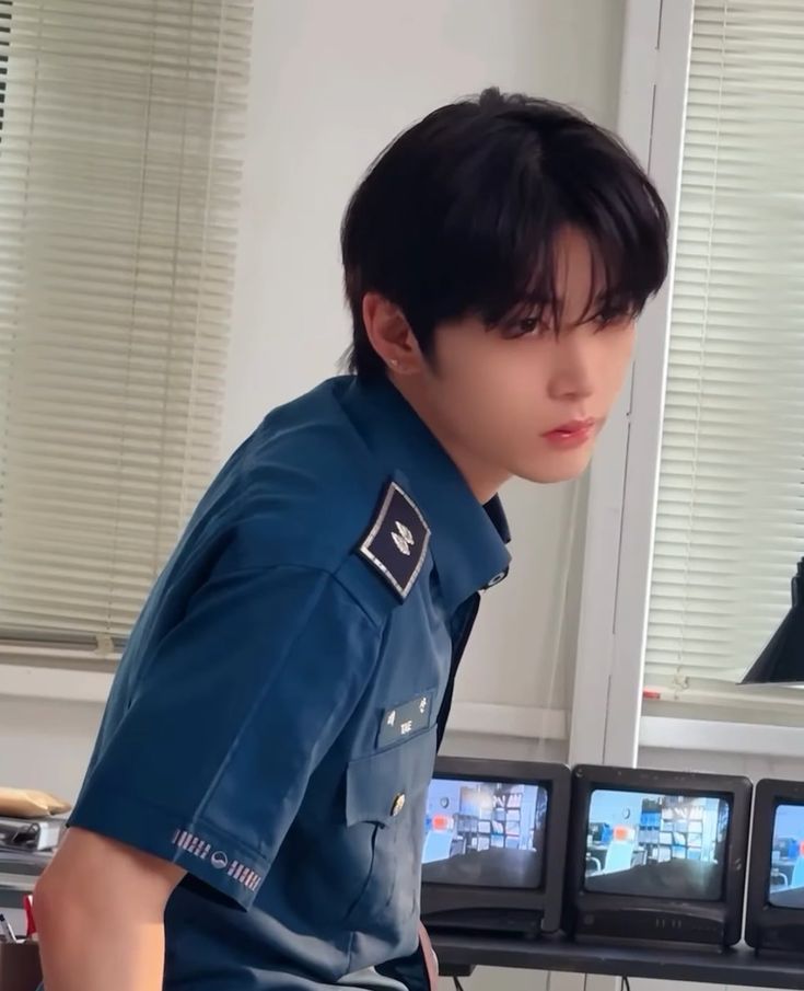 Behind-the-scenes cut of Taesan (BOYNEXTDOOR)