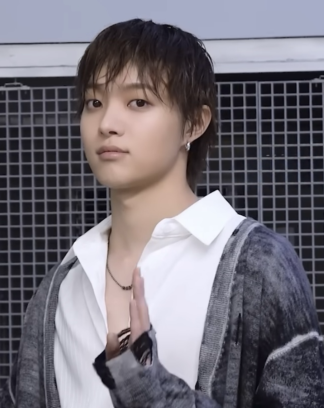 EJ (&TEAM)的最新照片