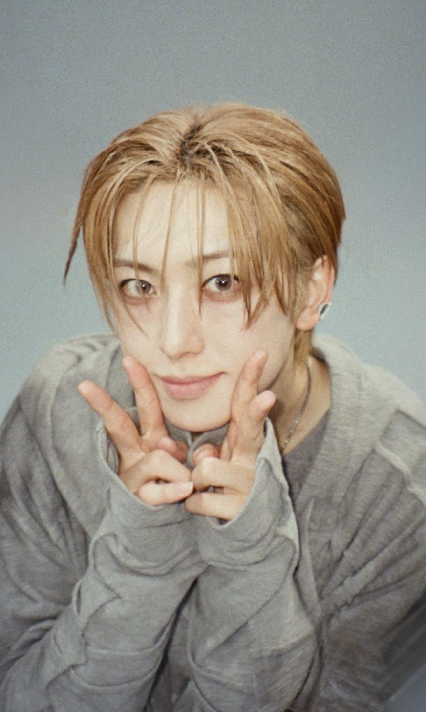 A heartfelt wallpaper shared by Fuma (&TEAM)'s fans