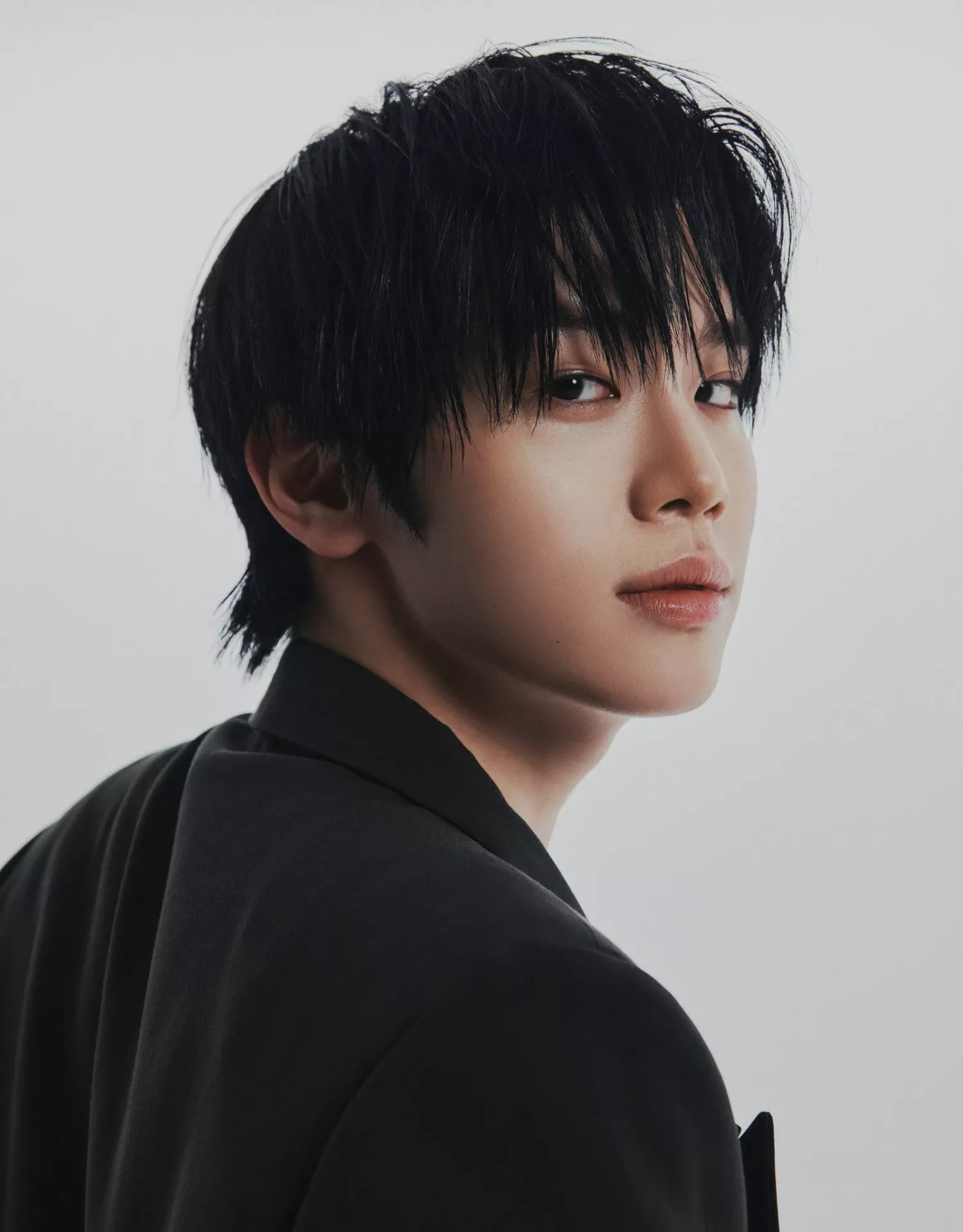 Latest photo of Kim Taerae (ZEROBASEONE)