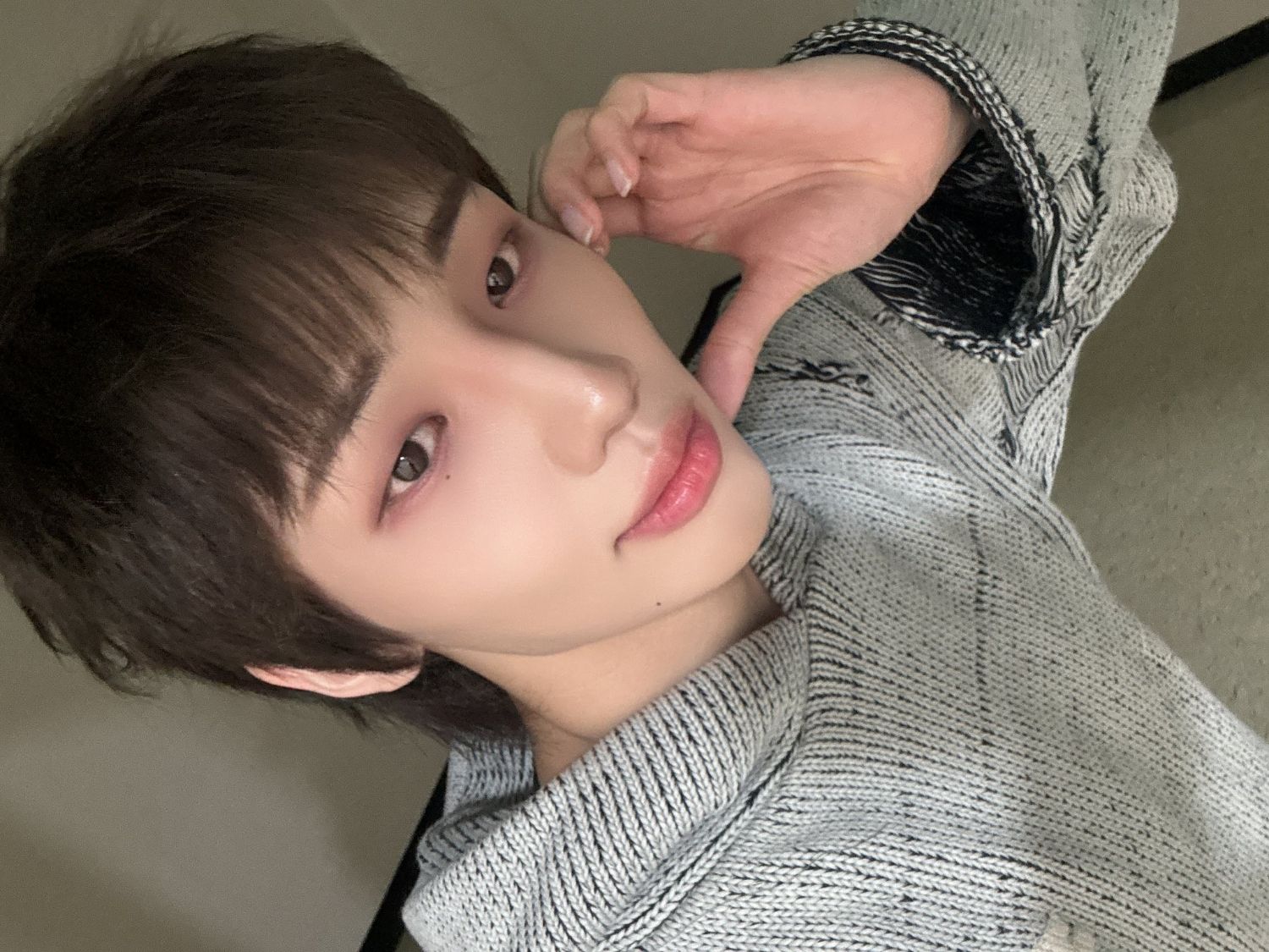 A moment captured by Junhyeok (TNX)'s fan