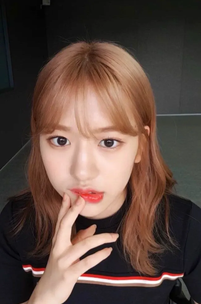 Behind-the-scenes cut of An Yujin (IVE)