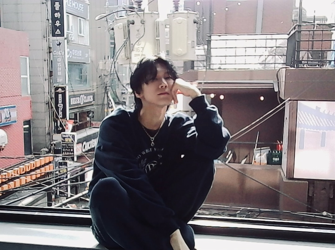 Recent activity shot of TEN (WayV)