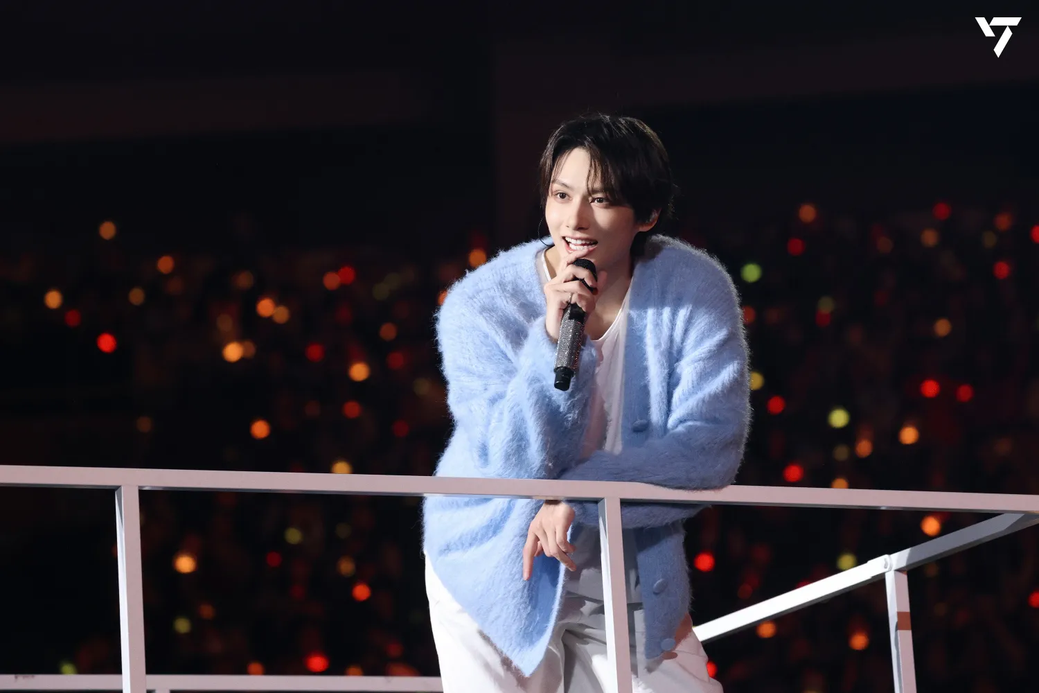 Latest photo of Jun (SEVENTEEN)