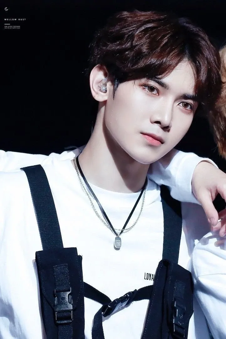 에이티즈의 비하인드 컷