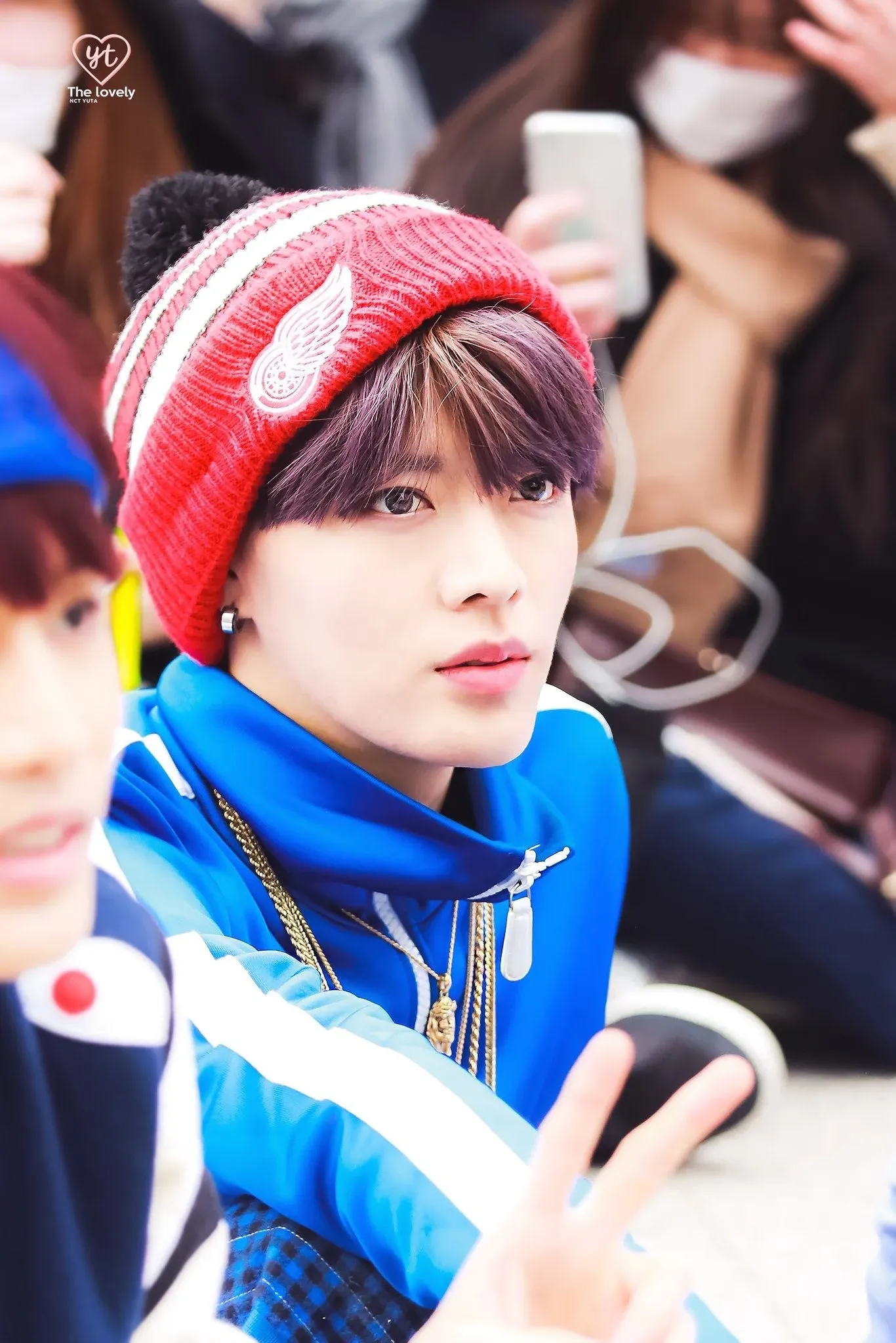 Behind-the-scenes cut of NCT