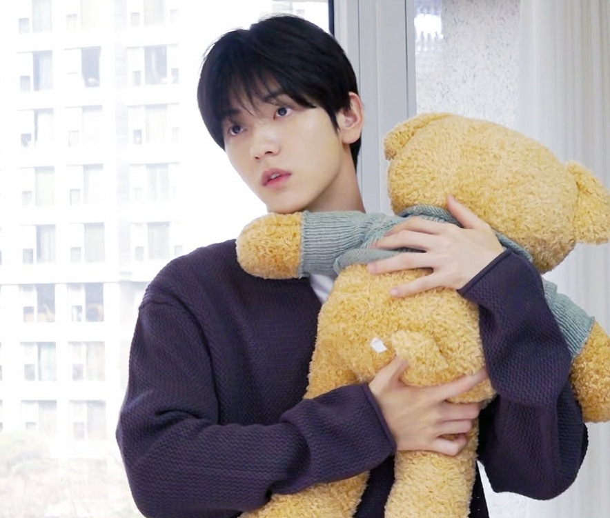 スビン (TOMORROW X TOGETHER)の最新写真