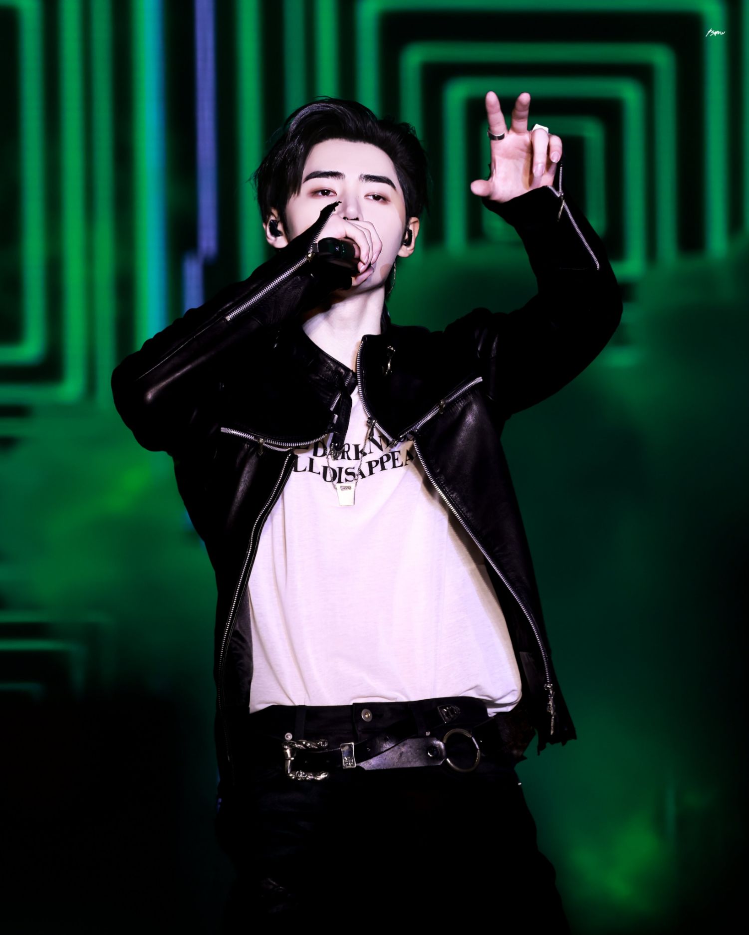 成訓 (ENHYPEN)的最新照片