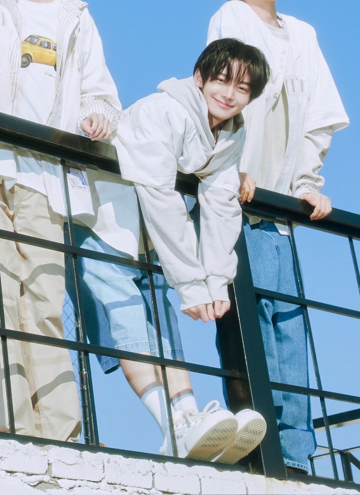 Behind-the-scenes cut of Hanjin (TWS)