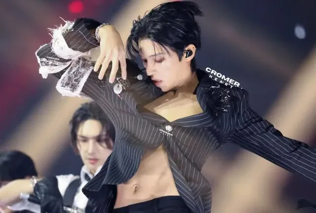 Recent activity shot of Wooyoung (ATEEZ)