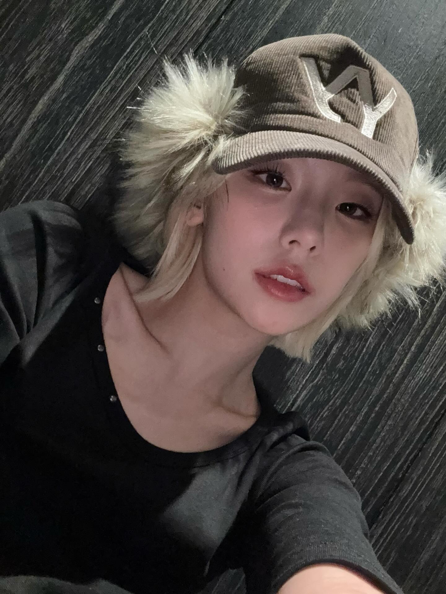 Recent activity shot of Yeji (ITZY)