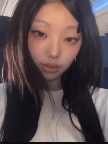 A moment captured by Haeun (Lapillus)'s fan