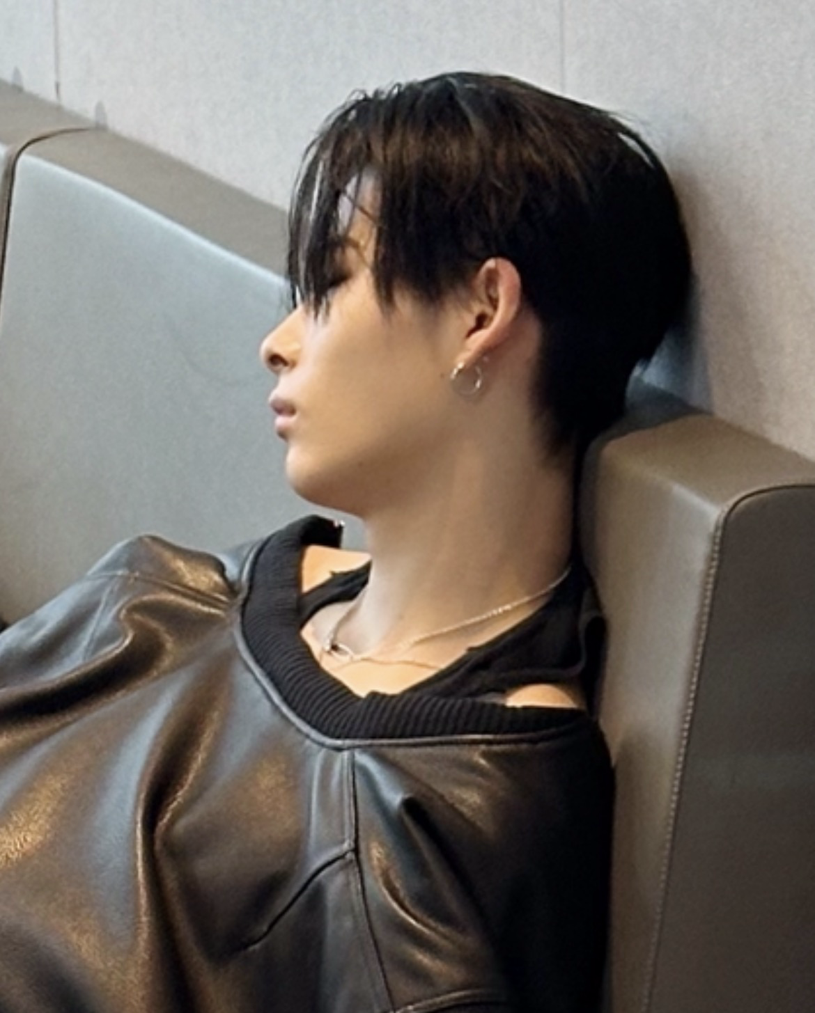 Foto terbaru NI-KI (ENHYPEN)