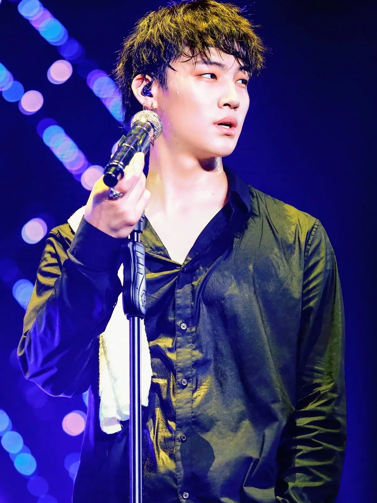 Latest photo of JAY B (GOT7)