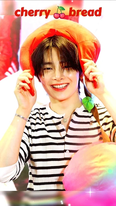 Behind-the-scenes cut of I.N (Stray Kids)