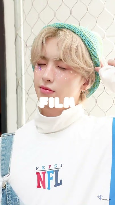 A moment captured by UP10TION's fan