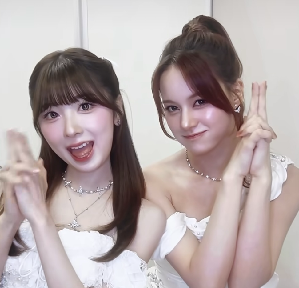 Behind-the-scenes cut of Nina (NiziU)