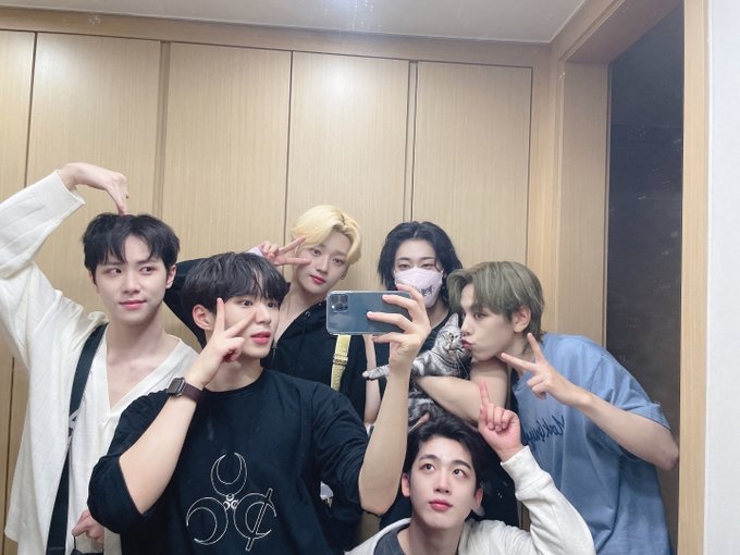 위아이의 최신 사진