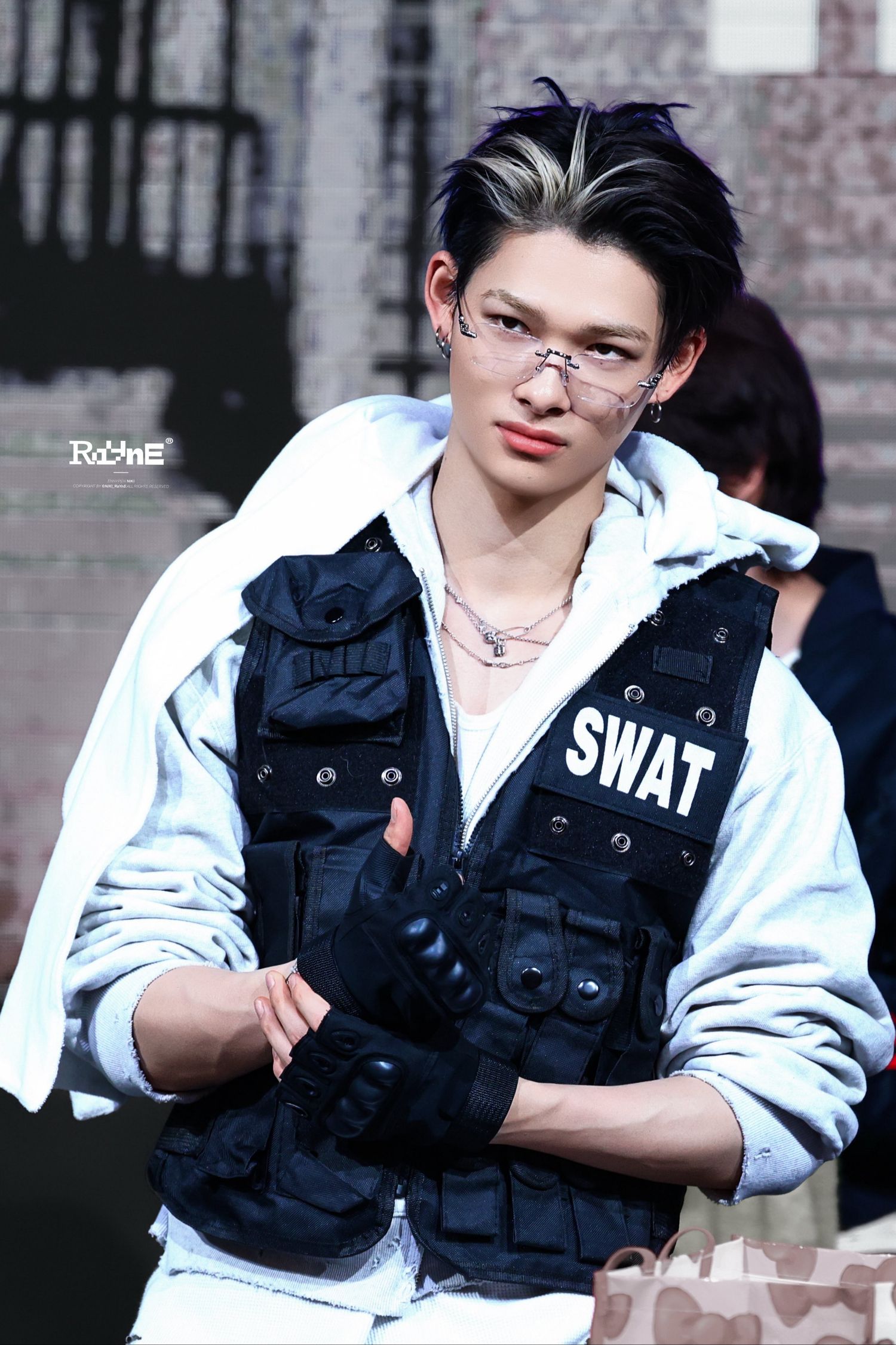 NI-KI (ENHYPEN)的幕後花絮