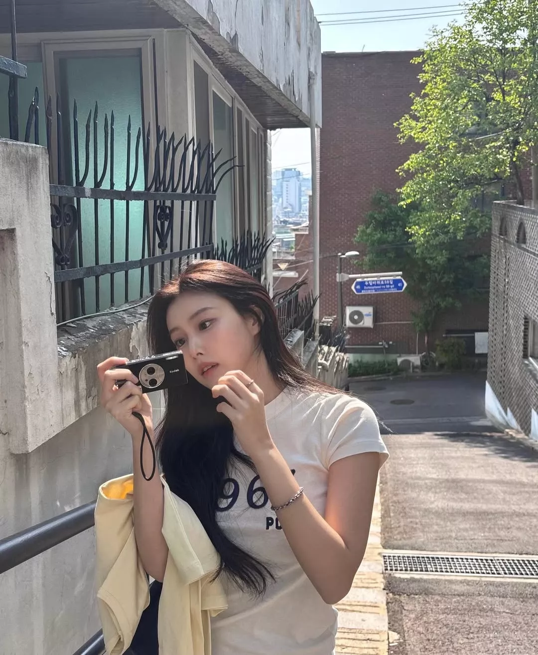 강혜원의 비하인드 컷