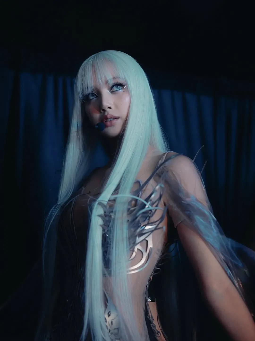 Foto aktivitas terbaru Lisa (BLACKPINK)