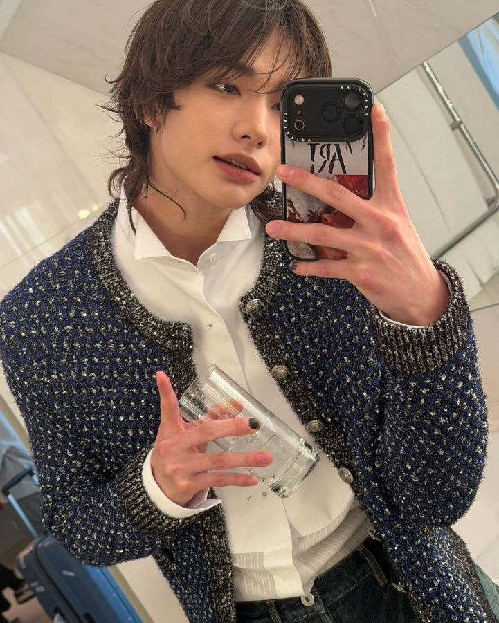 Behind-the-scenes cut of Hyunjin (Stray Kids)