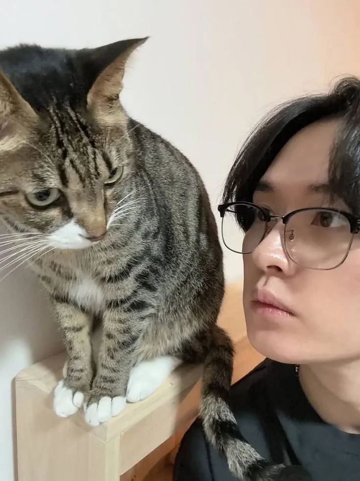Latest photo of Lee Know (Stray Kids)