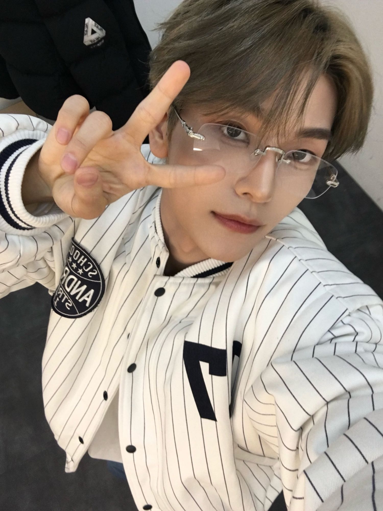 Recent activity shot of He Xinlong (ALPHA DRIVE ONE)