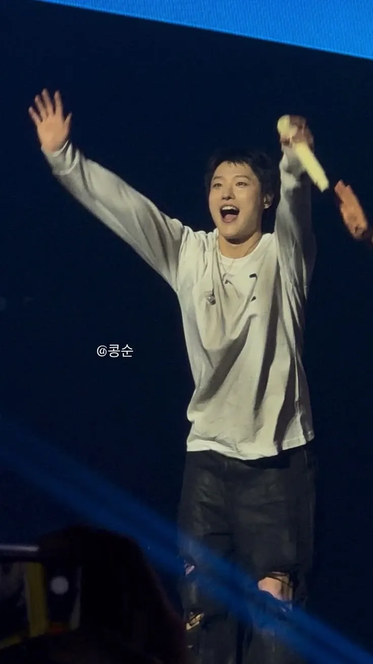 Behind-the-scenes cut of WOODZ