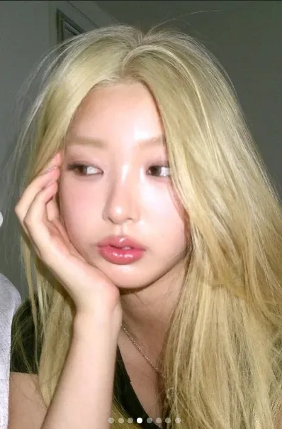 Recent activity shot of Yoonchae (KATSEYE)