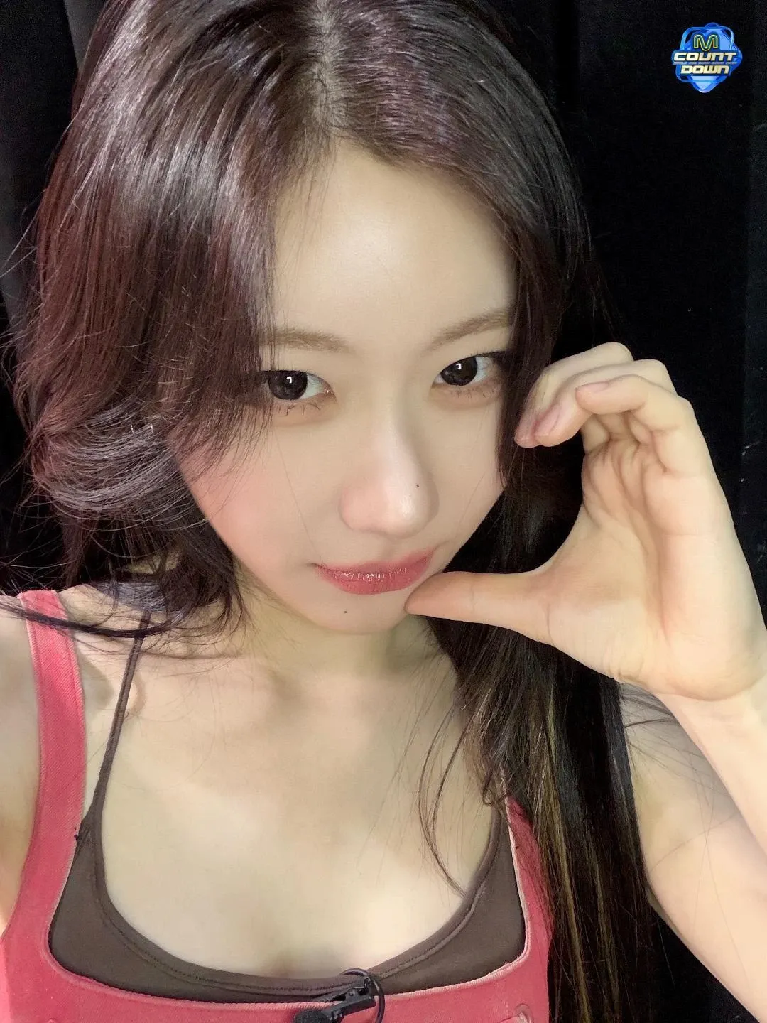 Behind-the-scenes cut of Chaeryeong (ITZY)