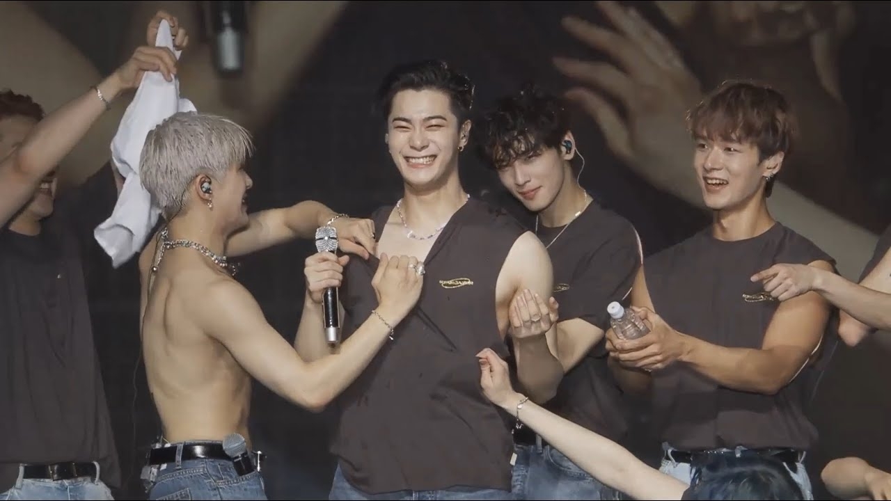 Latest photo of Moonbin (ASTRO)