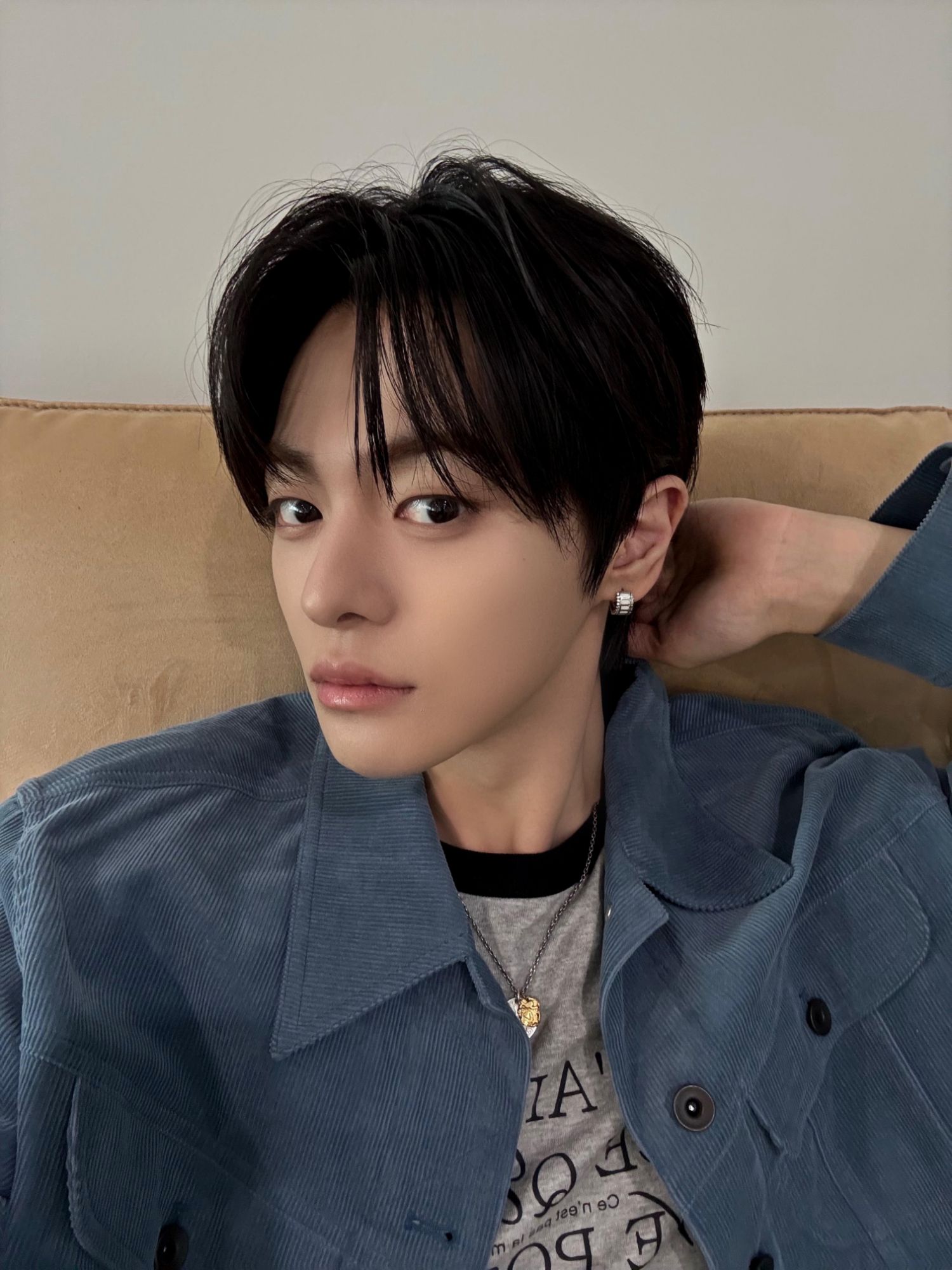 A moment captured by Lee Leo (ALPHA DRIVE ONE)'s fan