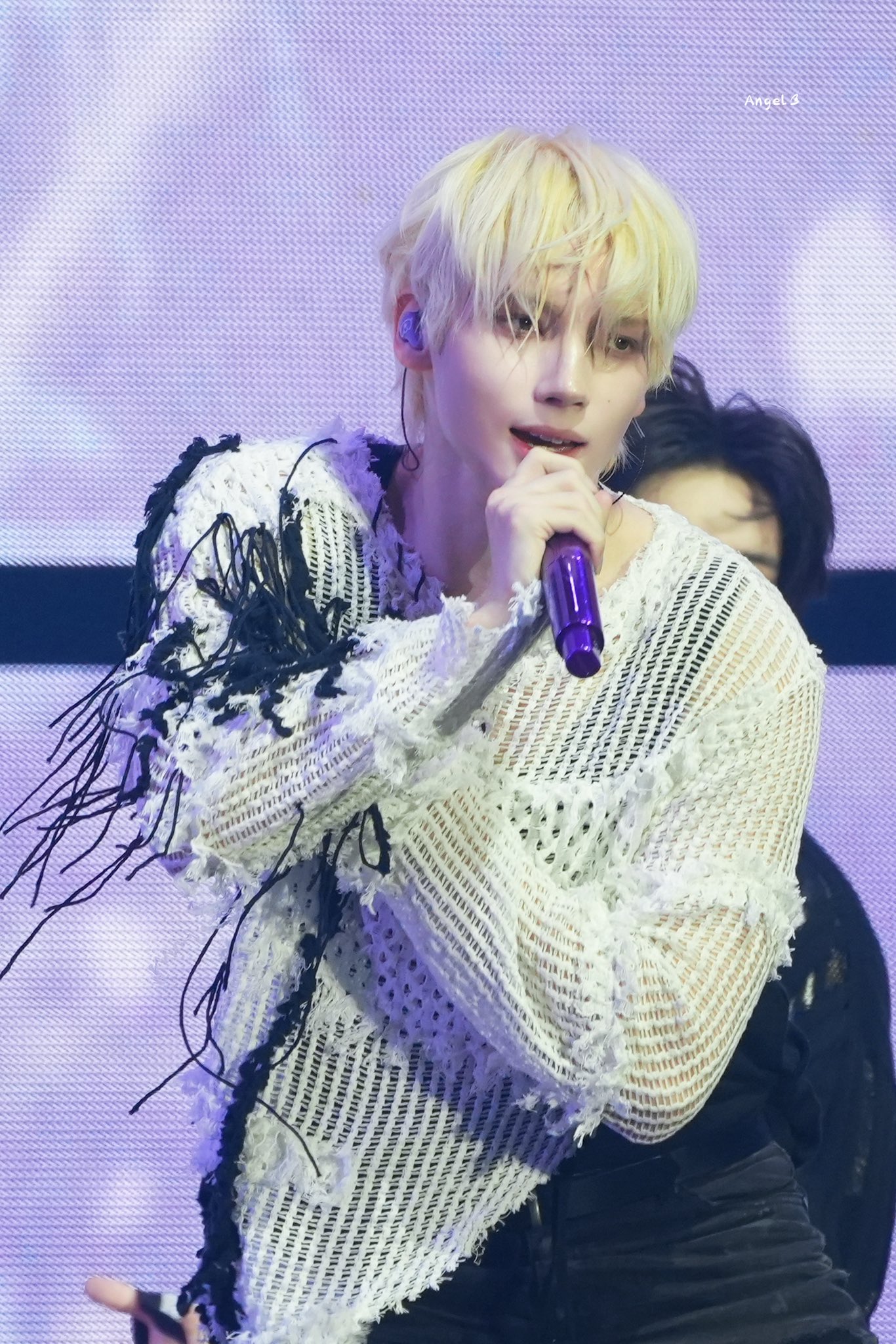 Latest photo of HueningKai (TOMORROW X TOGETHER)